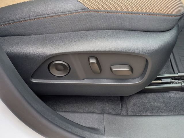 New 2026 Chevrolet Equinox ACTIV w/ Convenience Package III image 37