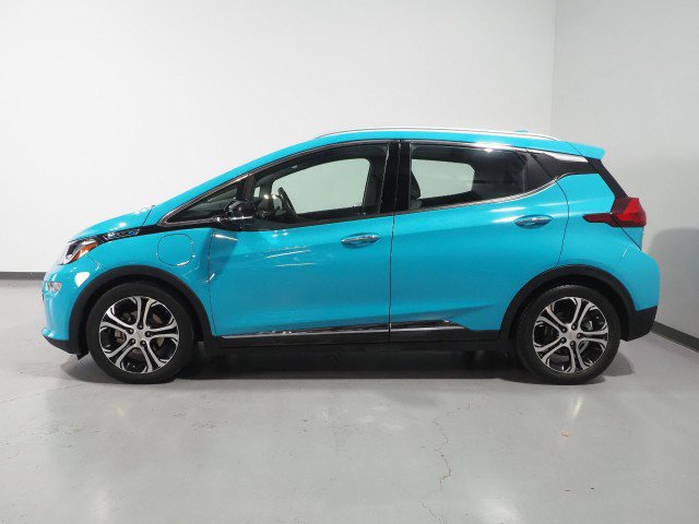 Used 2021 Chevrolet Bolt Premier w/ Infotainment Package FWD image 8