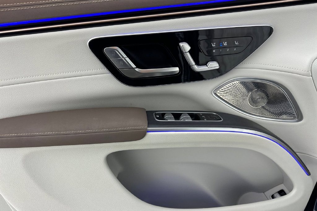 Certified 2023 Mercedes-Benz EQS 450+ 4MATIC SUV image 13