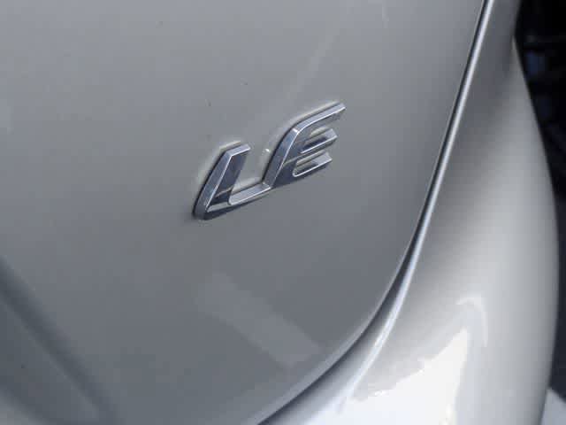 Used 2025 Toyota Corolla LE image 19