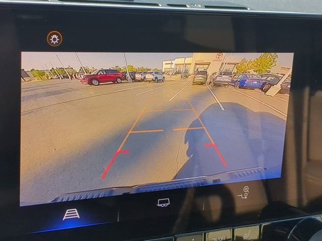 Used 2023 Chevrolet Colorado ZR2 image 18