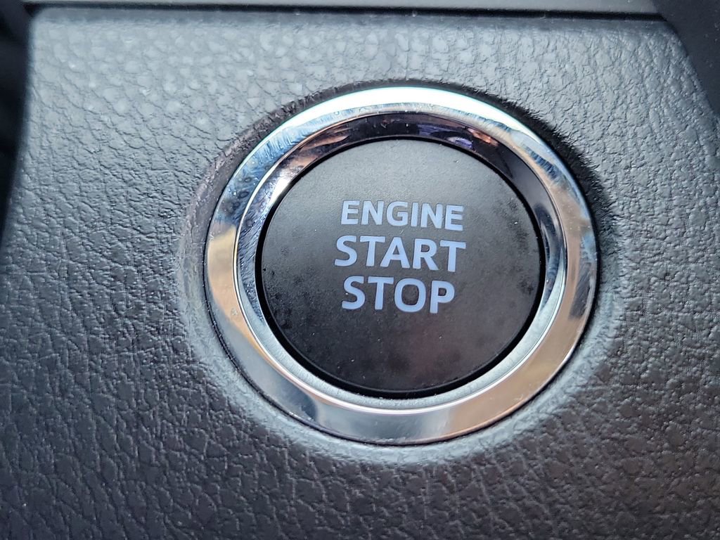 Used 2024 Toyota Camry SE w/ Convenience Package FWD image 11