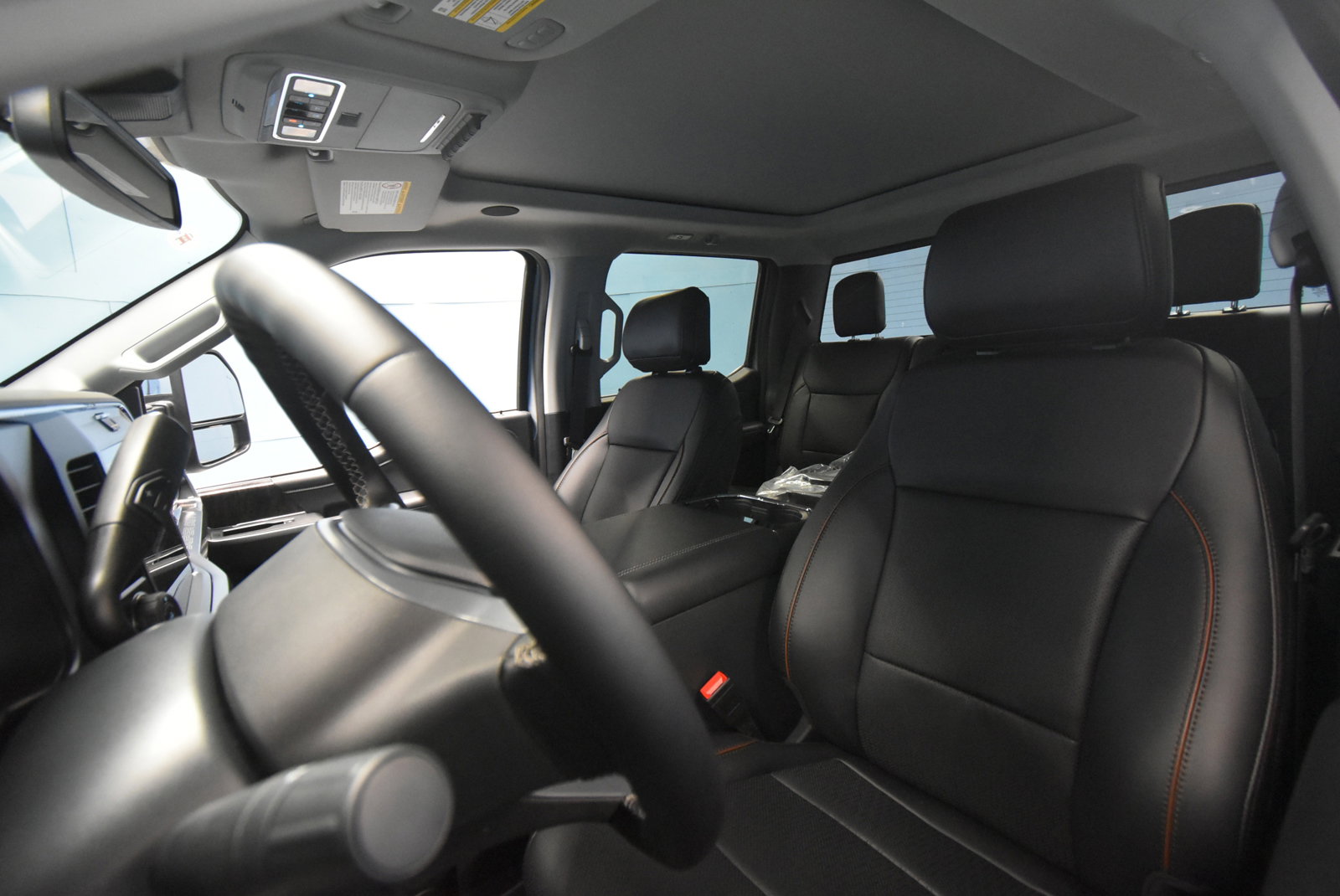 New 2025 Ford F350 Lariat w/ Lariat Ultimate Package image 18
