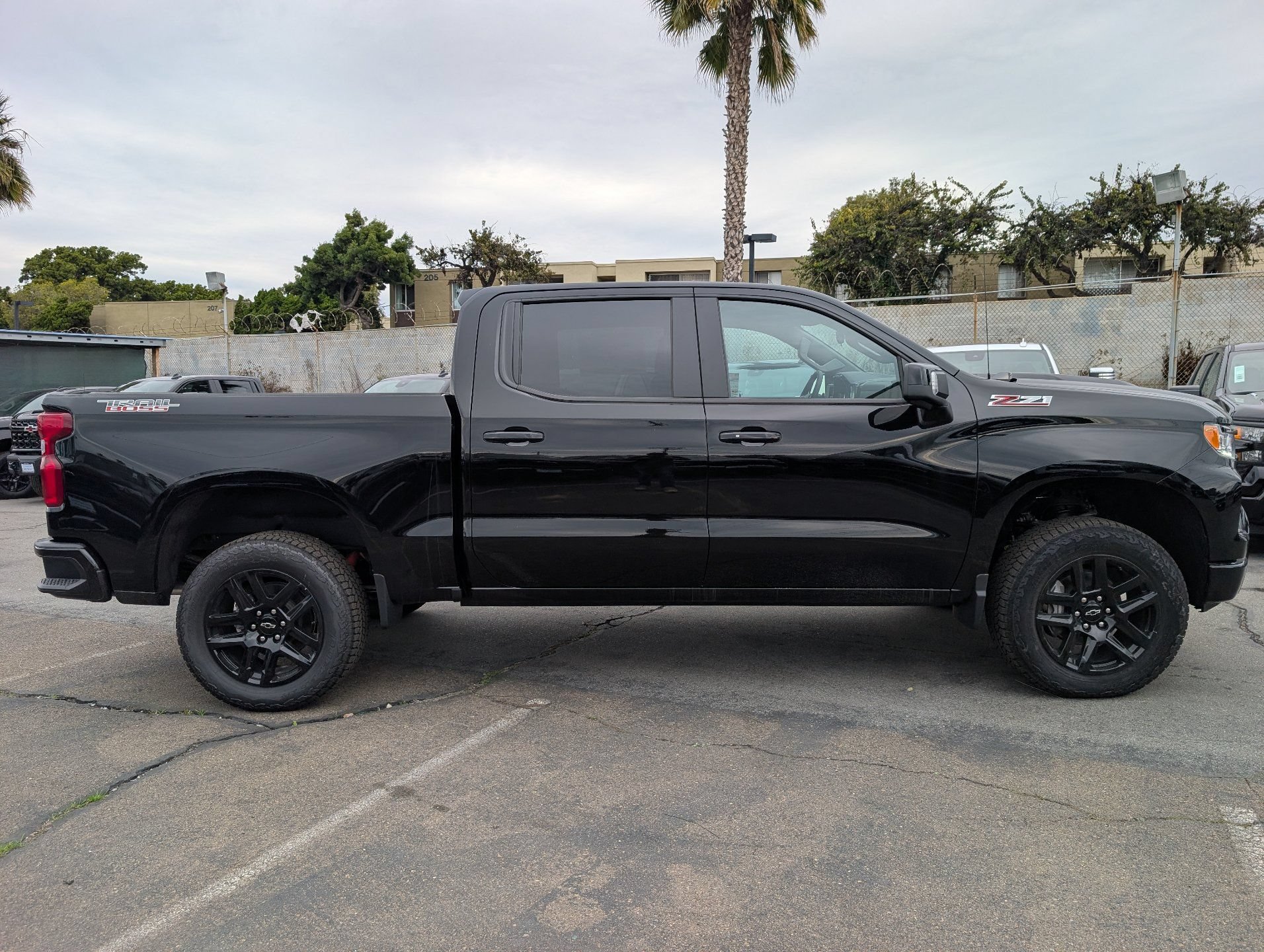 New 2026 Chevrolet Silverado 1500 LT Trail Boss w/ LT Trail Boss Premium Package AWD/4WD image 7