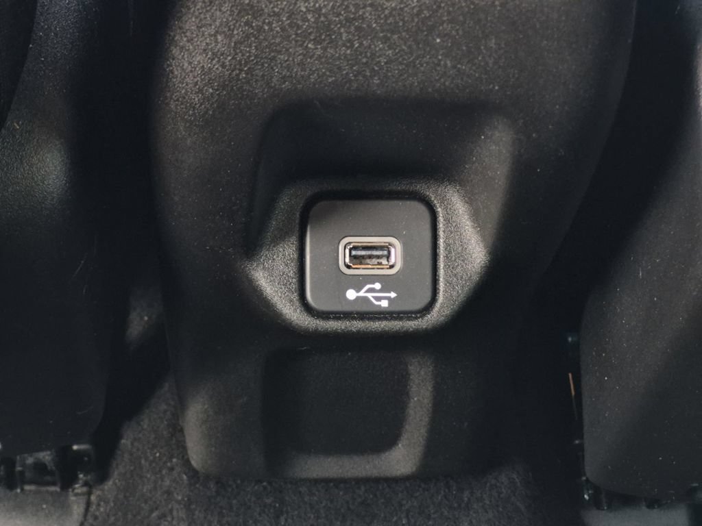 Used 2023 Jeep Renegade Trailhawk AWD/4WD image 17