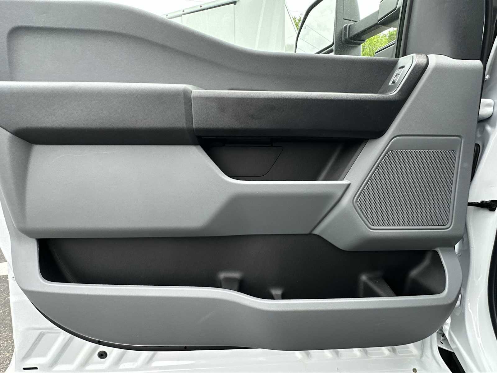 New 2025 Ford F450 XL w/ XL Chrome Package image 14