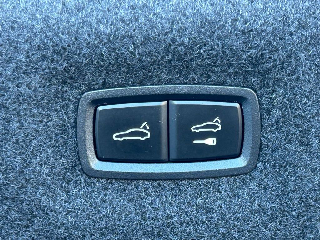 Used 2023 Audi RS e-tron GT w/ Carbon Performance Package image 64