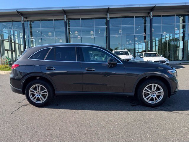 Used 2023 Mercedes-Benz GLC 300 4MATIC image 8