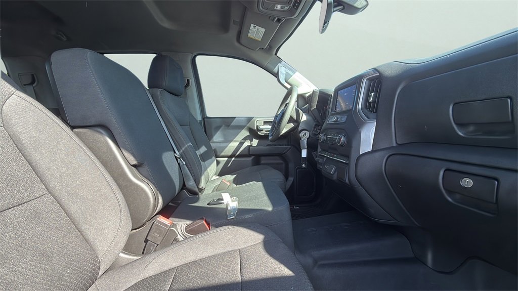 Used 2021 Chevrolet Silverado 1500 Custom Trail Boss w/ LPO, Dark Essentials Package image 18