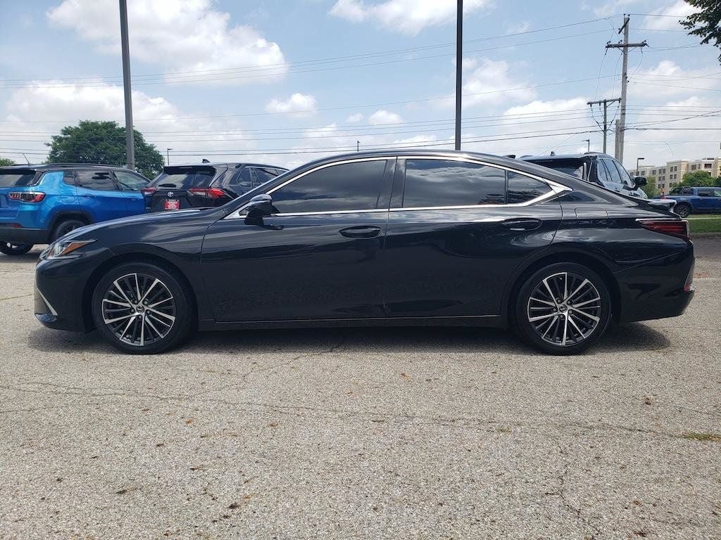 Used 2023 Lexus ES 350 w/ Premium Package FWD image 10