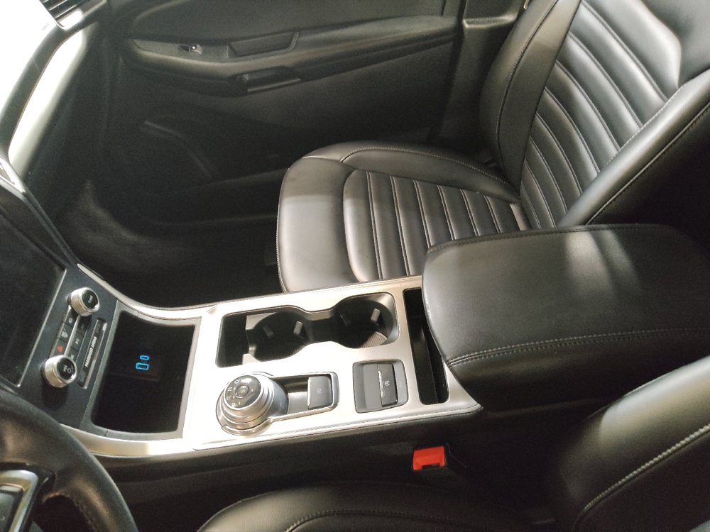 Used 2024 Ford Edge SEL image 26