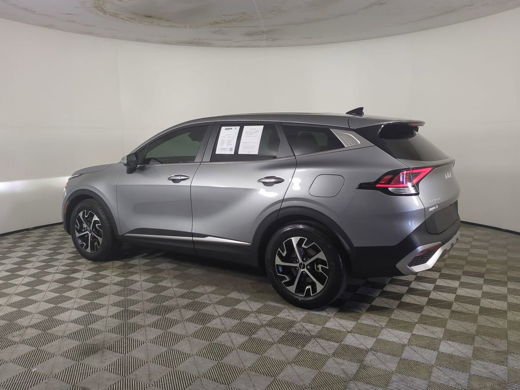 Used 2024 Kia Sportage EX image 7