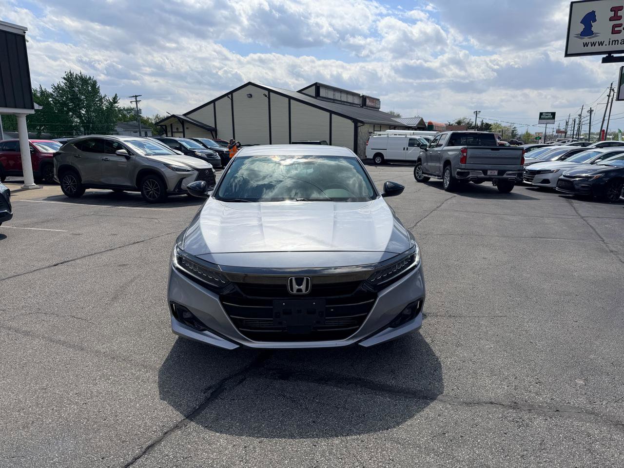 Used 2021 Honda Accord Sport Special Edition image 3