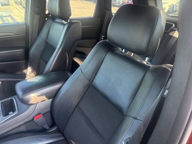 Used 2021 Jeep Grand Cherokee Laredo X image 11