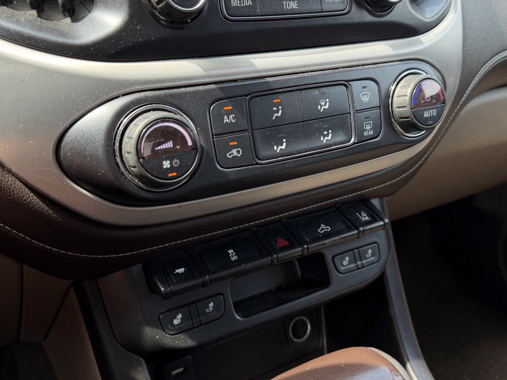 Used 2018 GMC Canyon SLT w/ Driver Alert Package AWD/4WD image 16