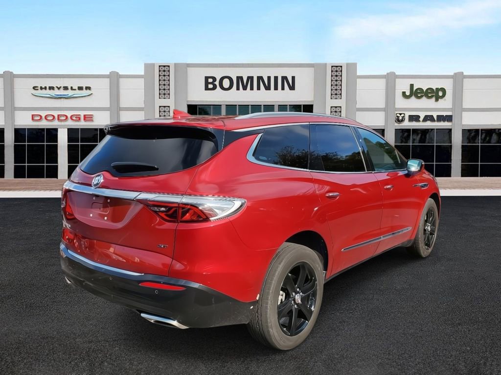 Used 2024 Buick Enclave Essence w/ Sport Touring Edition image 3