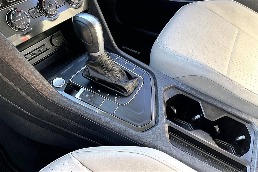 Used 2019 Volkswagen Tiguan SE image 19