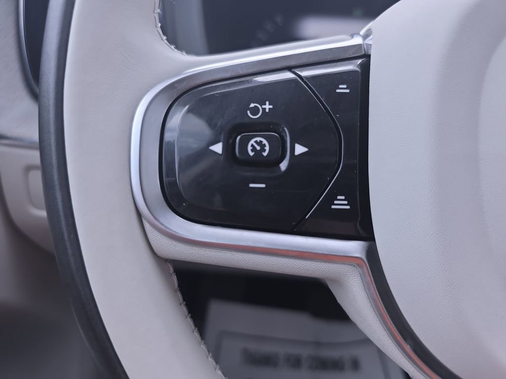 Used 2023 Volvo XC60 B5 Plus w/ Climate Package image 19