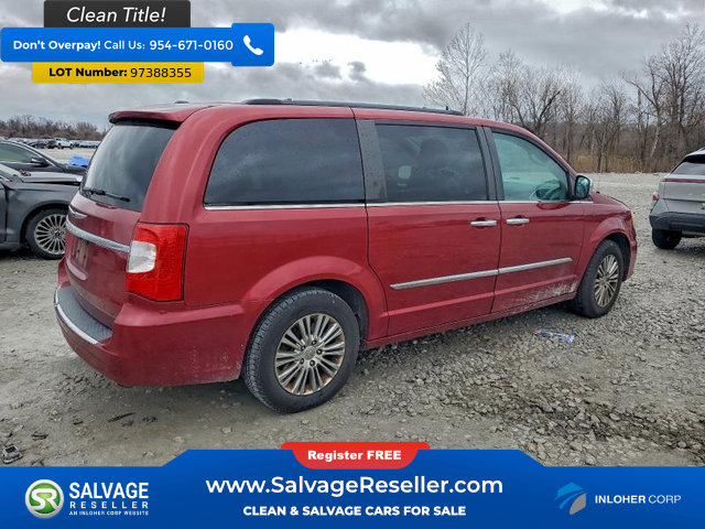 Used 2013 Chrysler Town & Country Touring-L w/ Entertainment Group #2 image 4