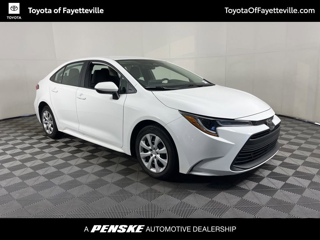 Used 2024 Toyota Corolla LE image 14