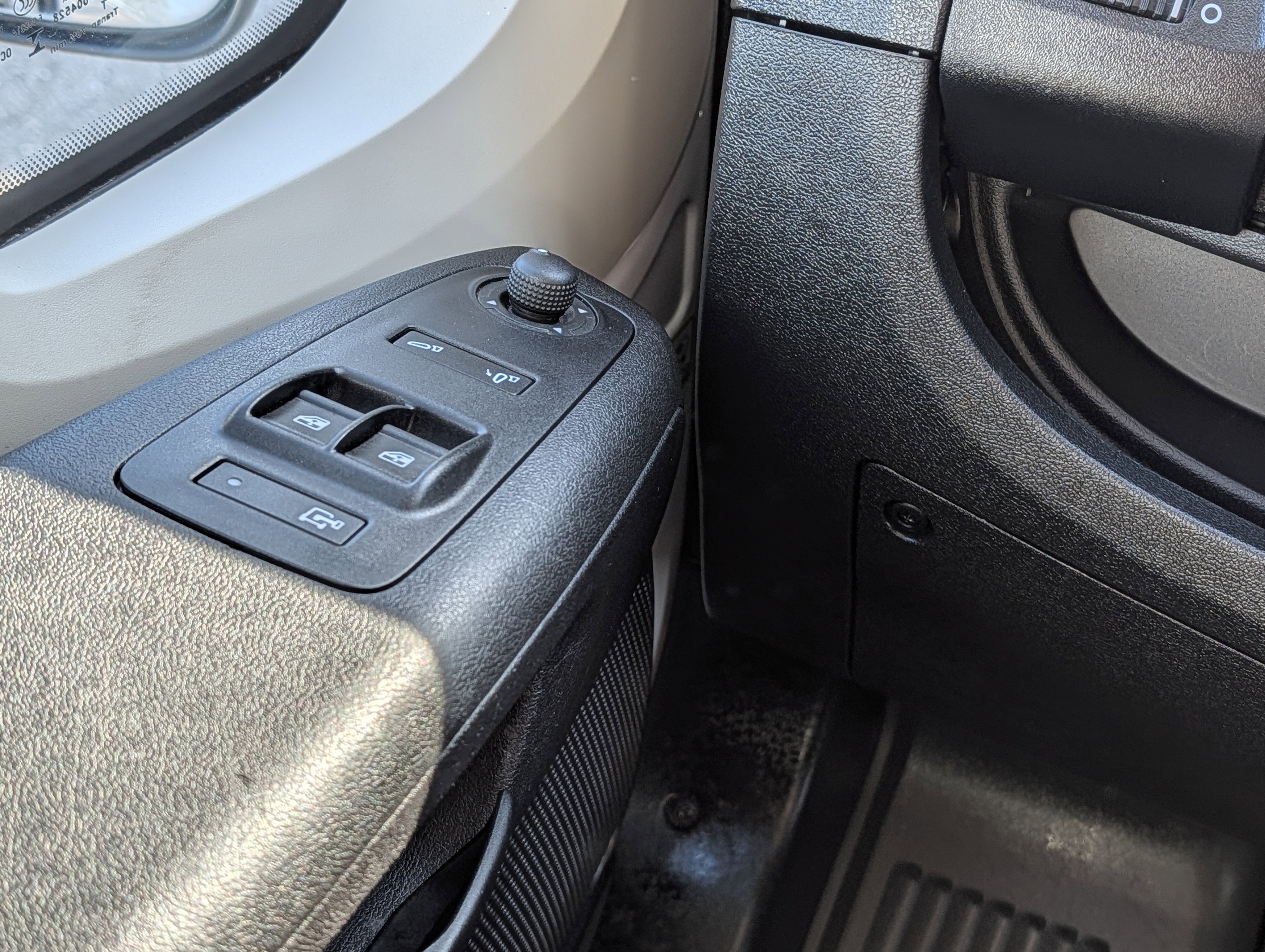 Used 2021 RAM ProMaster 2500 w/ Convenience Group FWD image 20