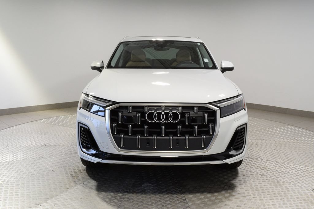 Used 2025 Audi Q7 2.0T Premium Plus AWD/4WD image 2
