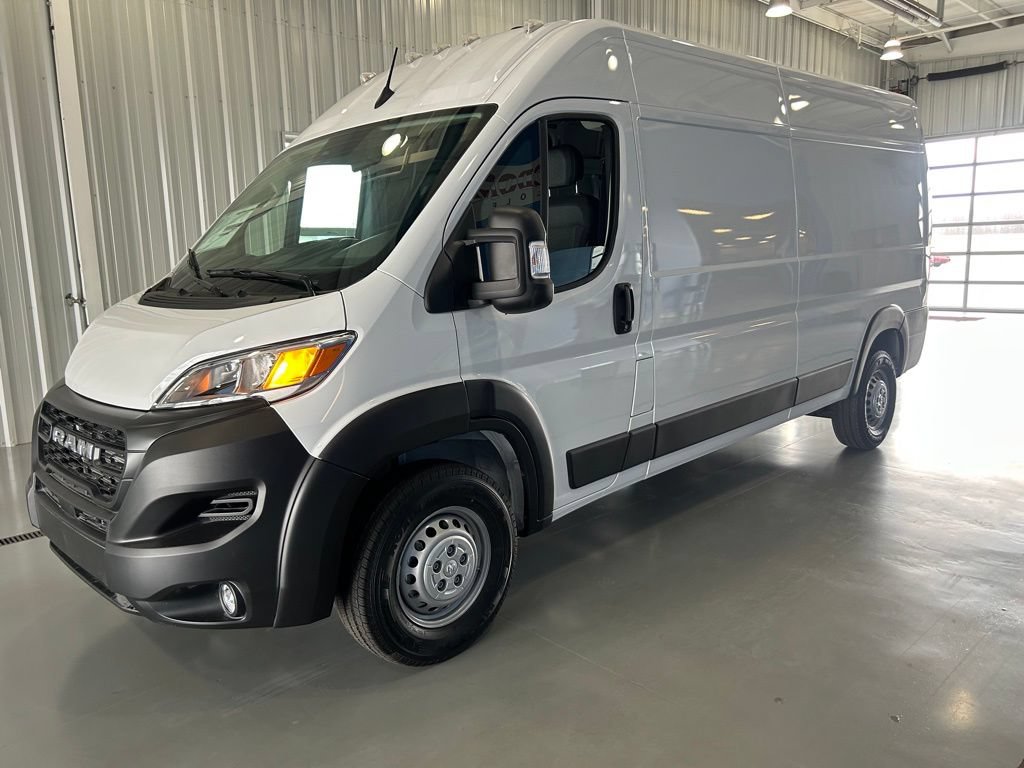 New 2025 RAM ProMaster 2500 w/ Convenience Group FWD image 3