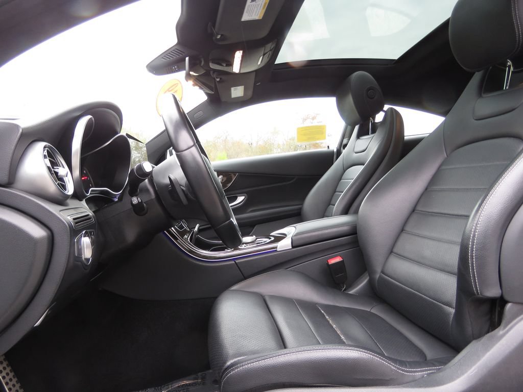Used 2019 Mercedes-Benz C 300 4MATIC Coupe image 10