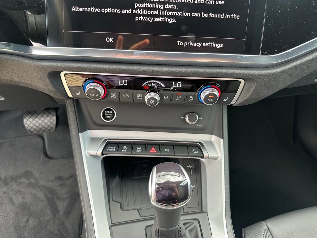 New 2025 Audi Q3 2.0T Premium Plus w/ Premium Plus Package image 12
