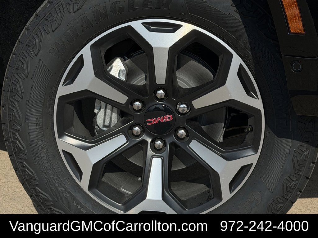 New 2027 GMC Yukon XL AT4 Ultimate w/ LPO, Floor Liner Package AWD/4WD image 9