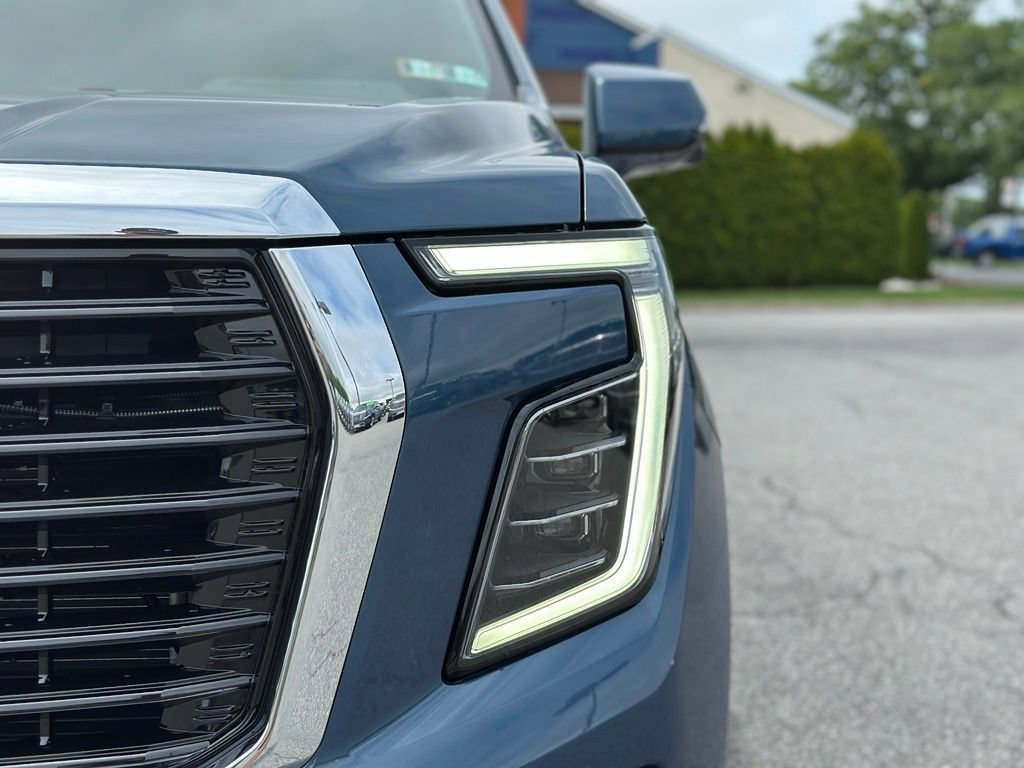 New 2026 GMC Yukon Elevation w/ Elevation Premium Package AWD/4WD image 35