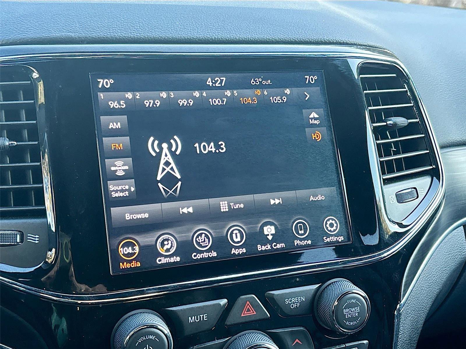 Used 2021 Jeep Grand Cherokee Limited w/ Premium Lighting Group image 14