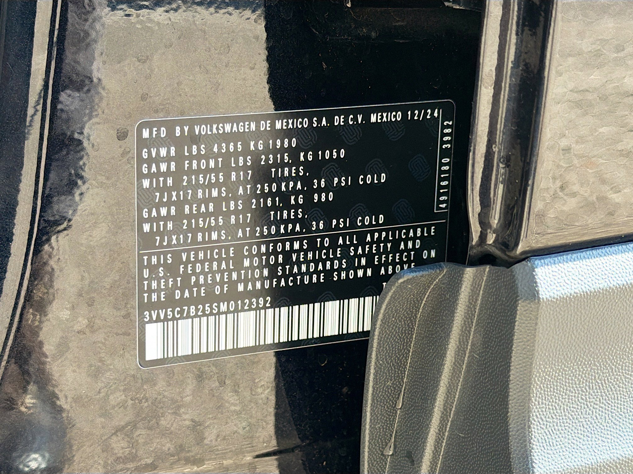 Used 2025 Volkswagen Taos S image 41