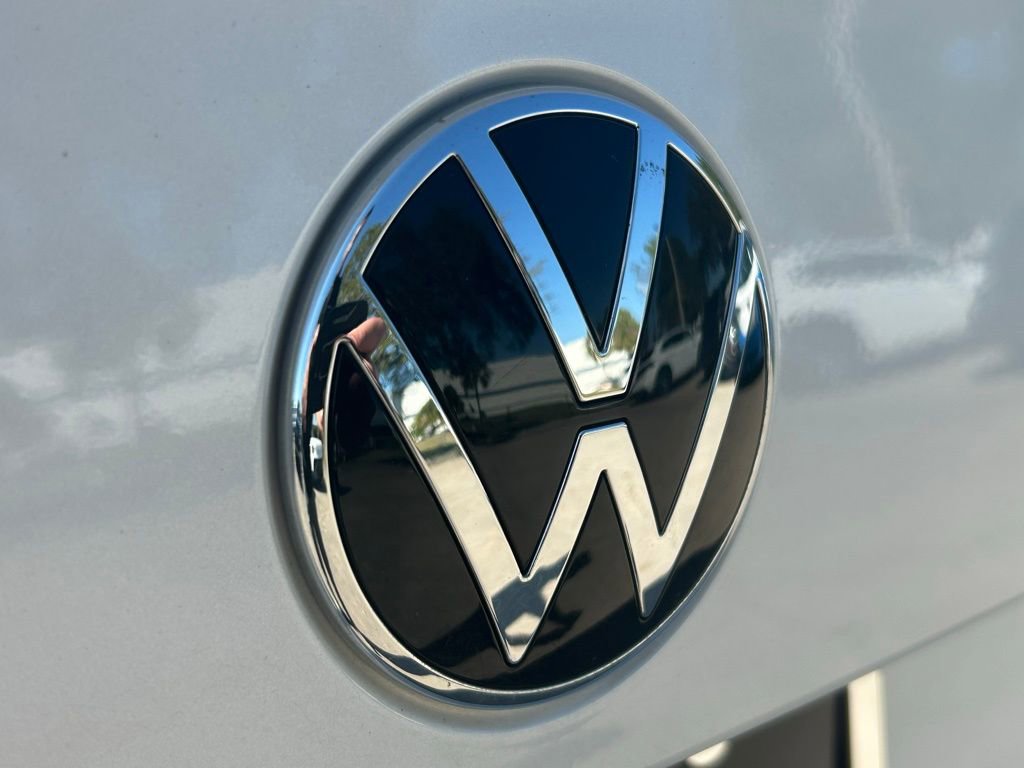 Used 2023 Volkswagen Jetta SE image 13