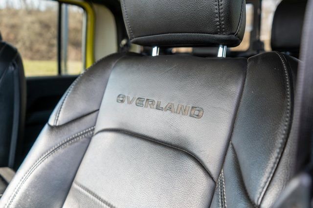 Used 2023 Jeep Gladiator Overland w/ Popular Equipment Package image 19