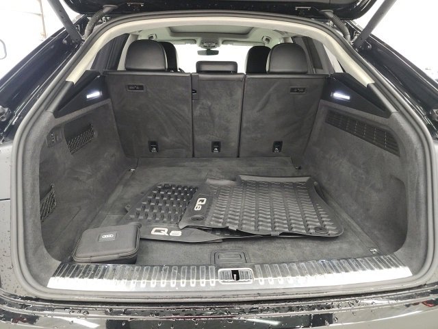 Used 2019 Audi Q8 Prestige image 28