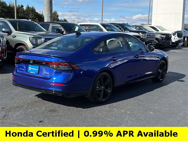 Used 2025 Honda Accord Sport image 2