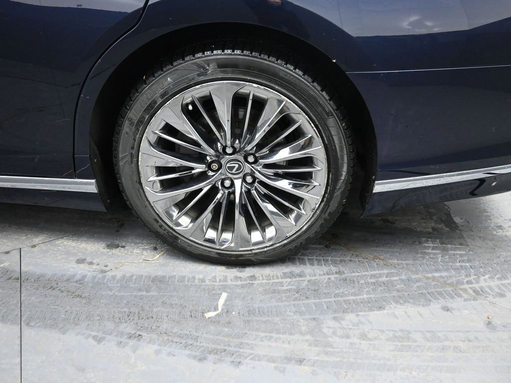 Used 2018 Lexus LS 500 500 Base w/ Interior Upgrade Package image 15