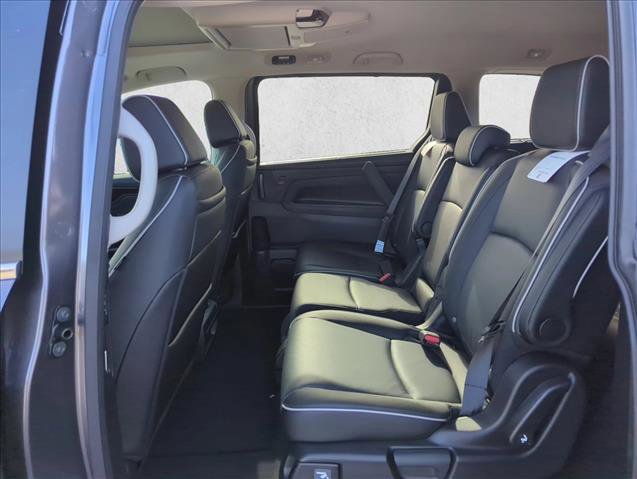 New 2026 Honda Odyssey Touring image 15