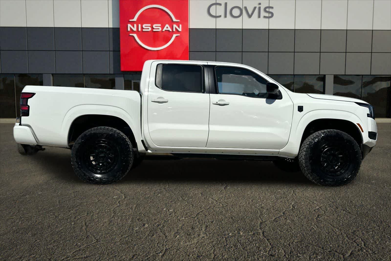 New 2026 Nissan Frontier SV w/ SV Convenience Package AWD/4WD image 9