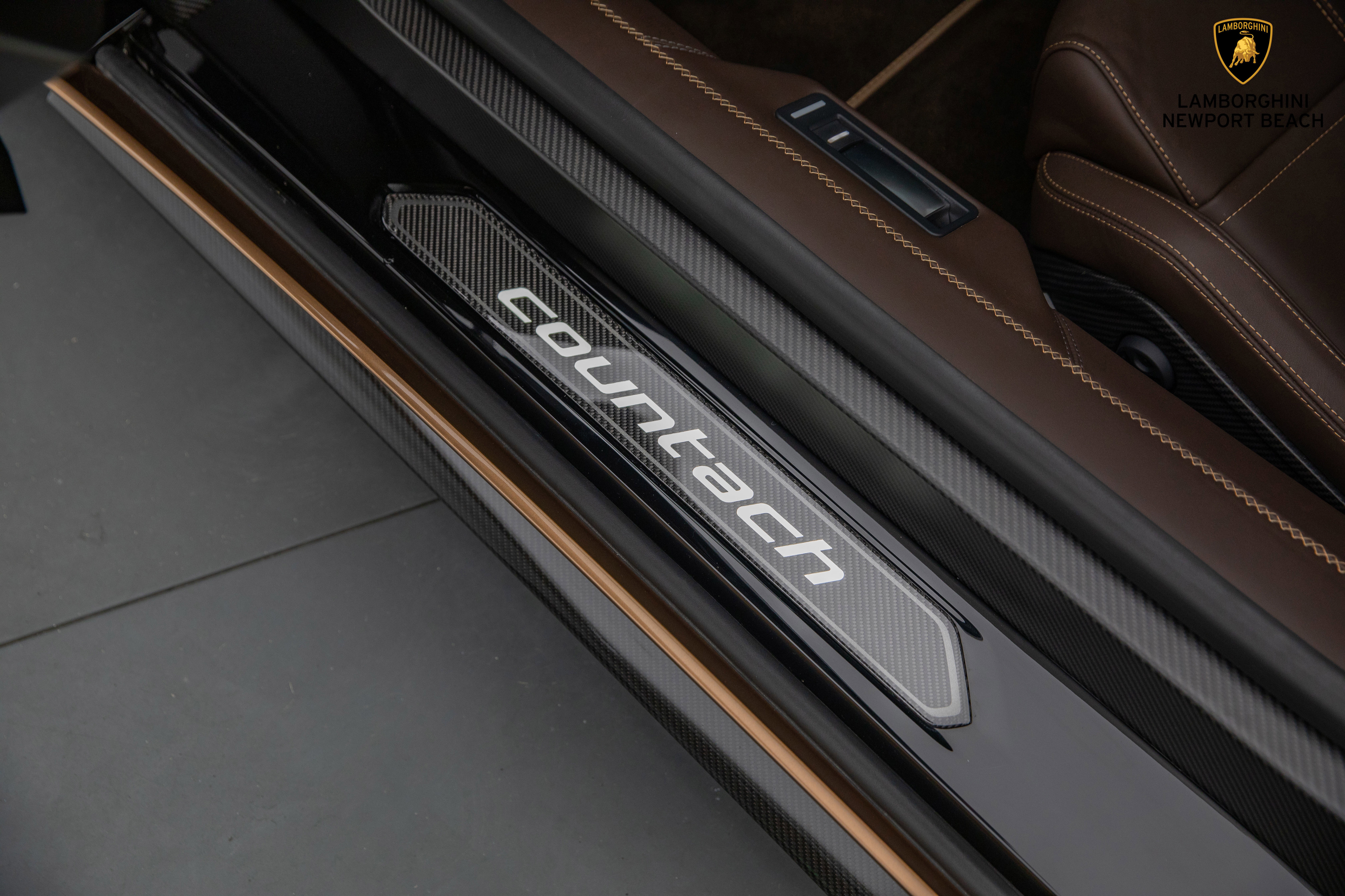 Used 2022 Lamborghini Aventador Countach image 27