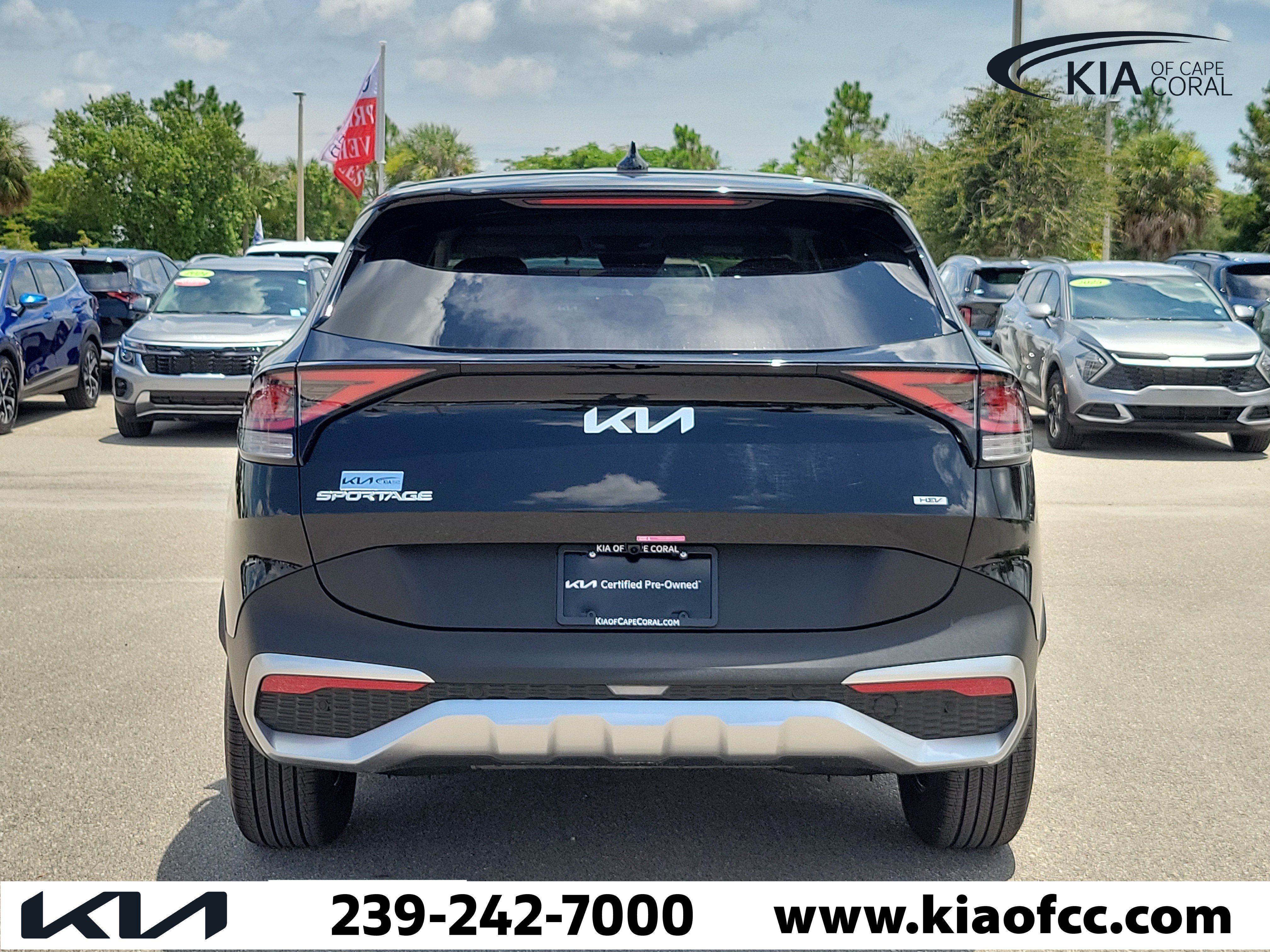 Certified 2025 Kia Sportage LX FWD image 5