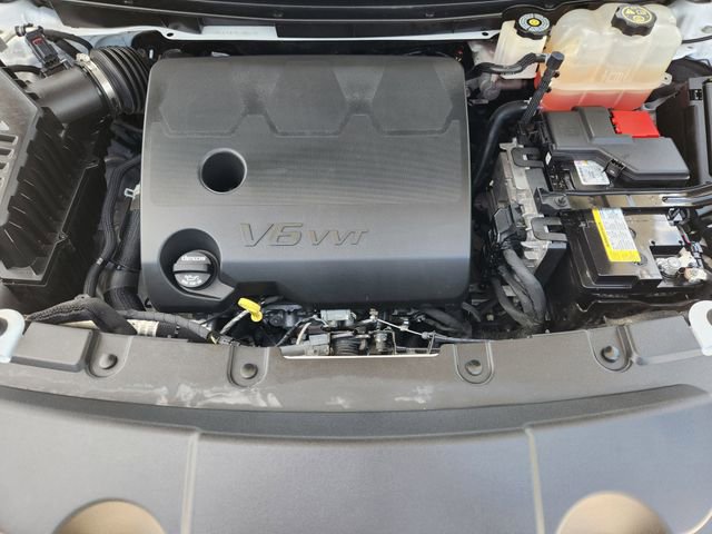 Used 2022 Chevrolet Traverse RS w/ LPO, Floor Liner Package AWD/4WD image 33