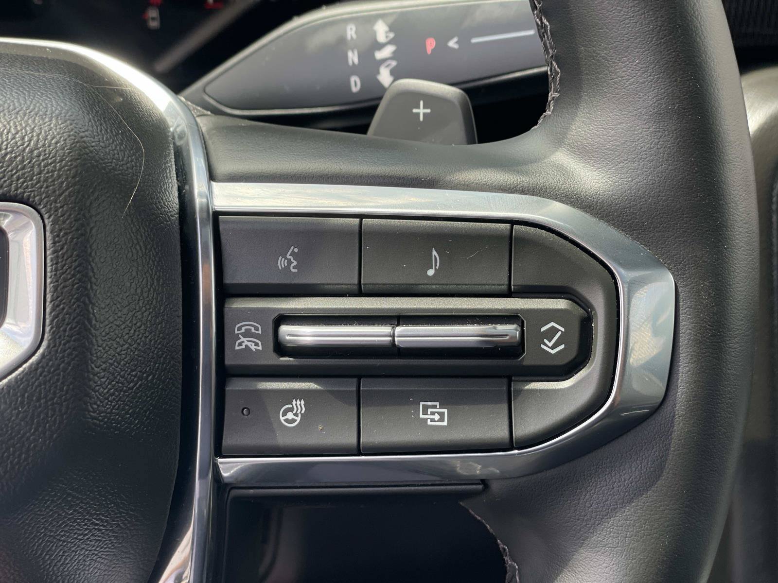 New 2026 GMC Yukon XL Elevation w/ Elevation Premium Package RWD image 12