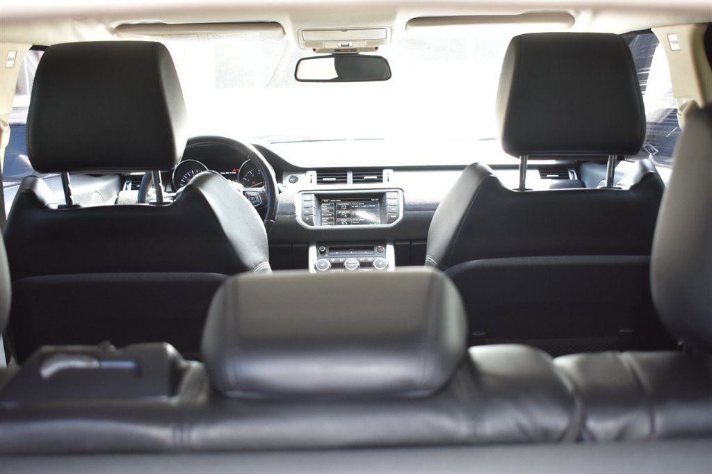 Used 2015 Land Rover Range Rover Evoque Pure Plus image 13