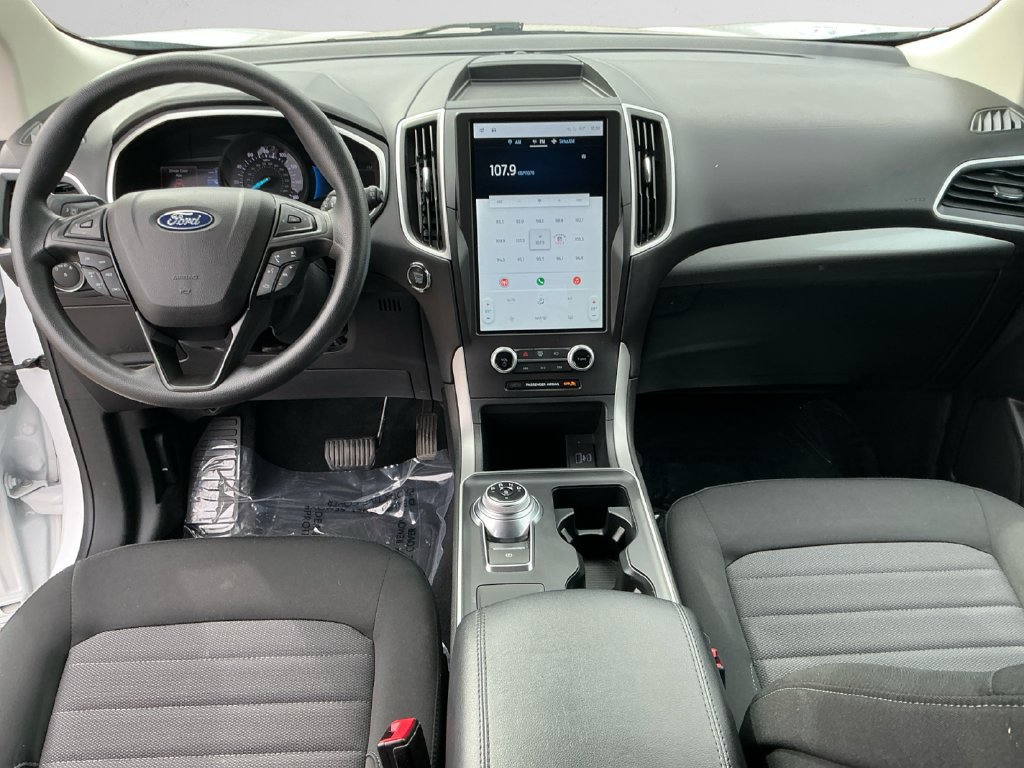 Used 2021 Ford Edge SE FWD image 10