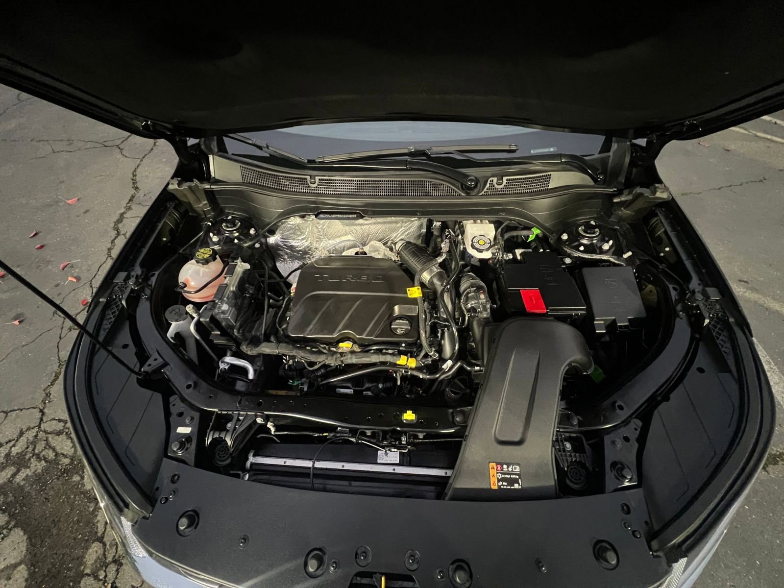 Used 2025 Chevrolet Trax LT w/ LT Convenience Package image 32