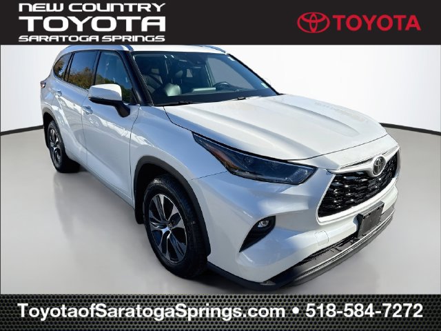 Used 2021 Toyota Highlander XLE