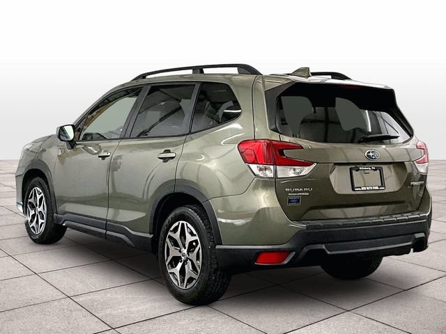Used 2019 Subaru Forester Premium w/ All-Weather Package AWD/4WD image 10