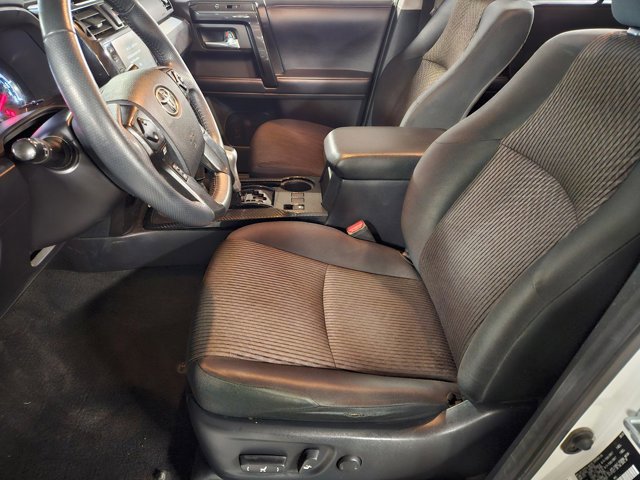 Used 2021 Toyota 4Runner TRD Off-Road image 15